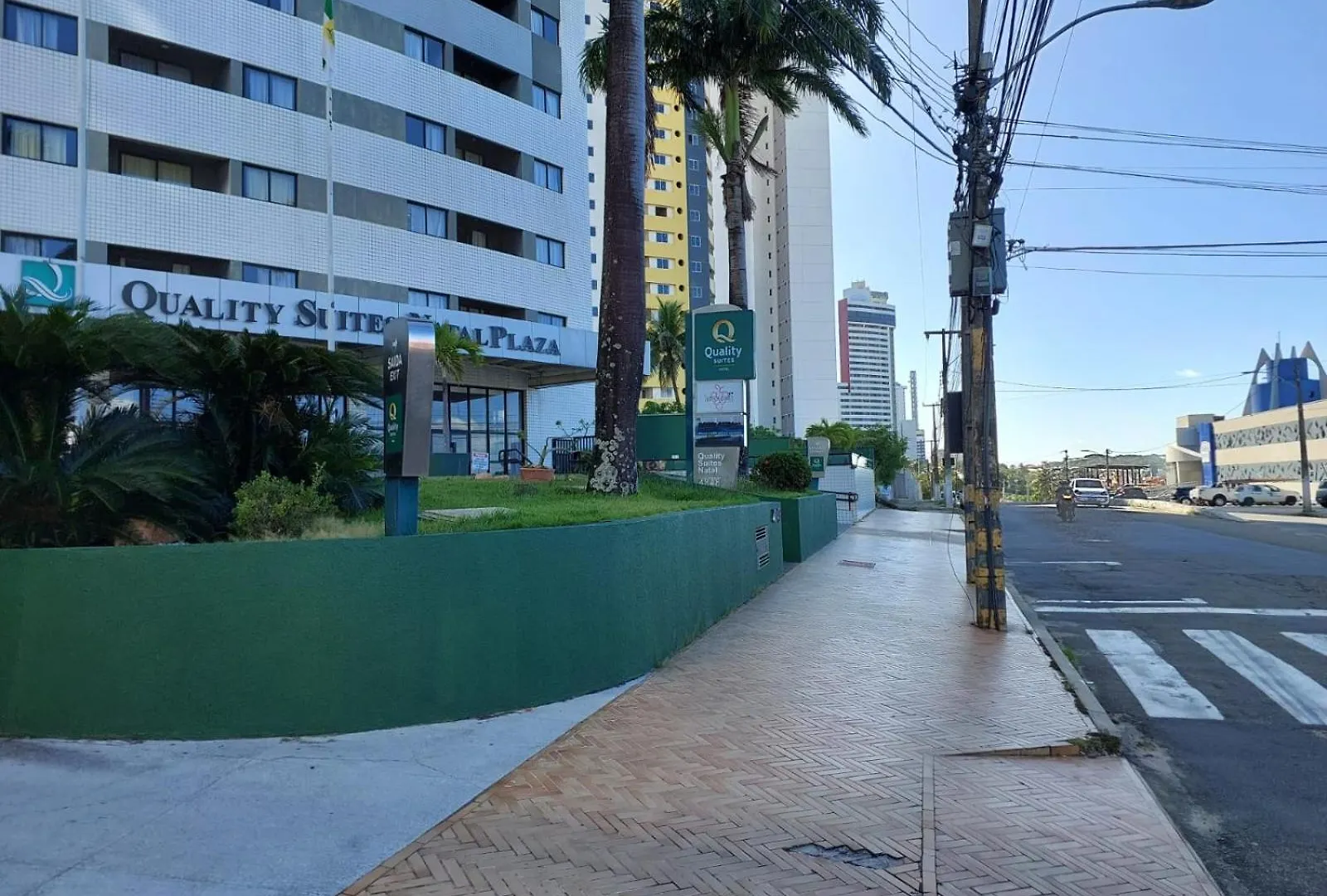 Hospedagem1004 - Quality Suites Natal Brasil